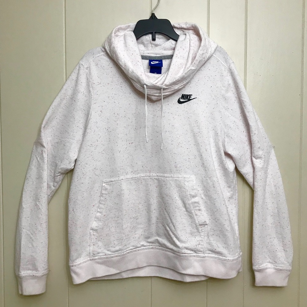 Nike Women’s Pullover Hoodie Medium